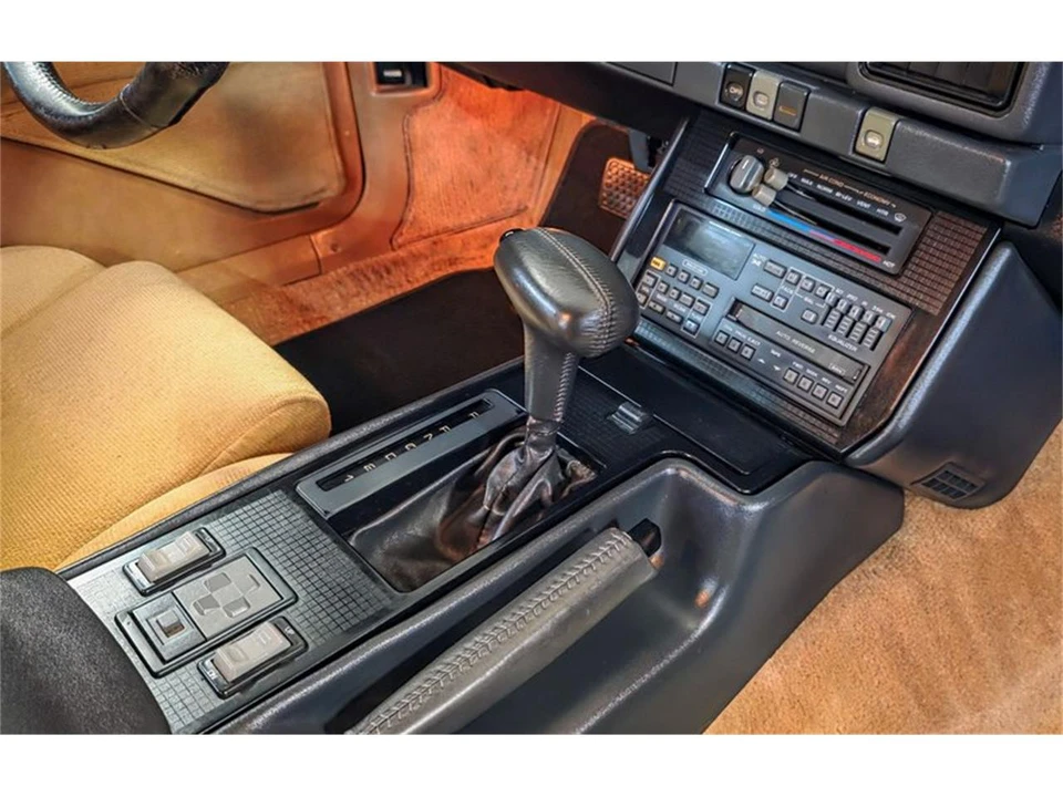 1988 Pontiac Firebird Trans Am 3rd Gen - Image 27 of 31