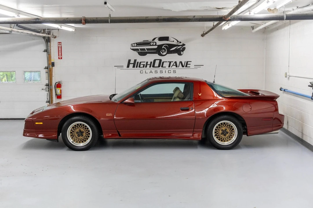 1988 Pontiac Firebird Trans Am 3rd Gen - Image 5 of 24