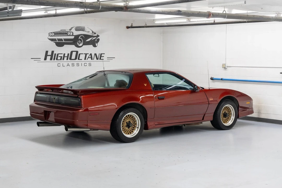 1988 Pontiac Firebird Trans Am 3rd Gen - Image 6 of 24
