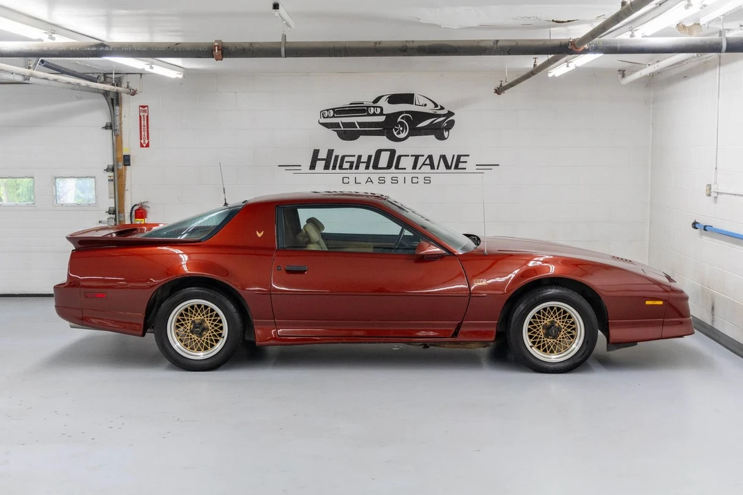 1988 Pontiac Firebird Trans Am 3rd Gen - Image 7 of 24