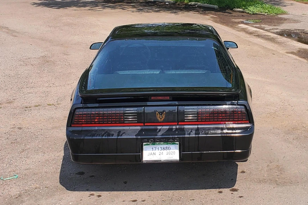 1988 Pontiac Firebird Trans Am 3rd Gen - Image 15 of 31