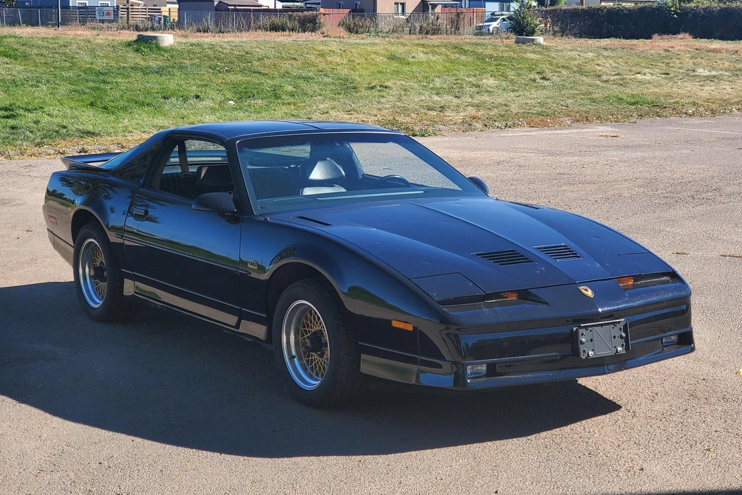 1988 Pontiac Firebird Trans Am 3rd Gen - Image 26 of 31