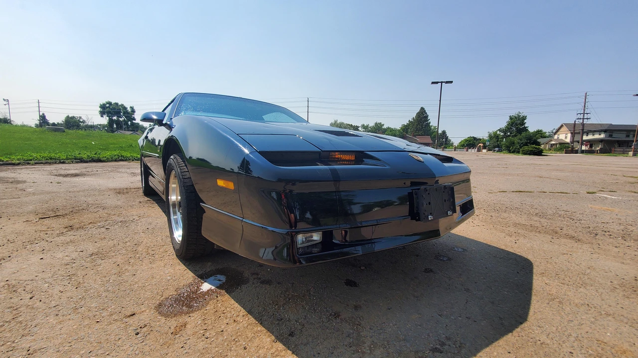 1988 Pontiac Firebird Trans Am 3rd Gen - Image 27 of 31