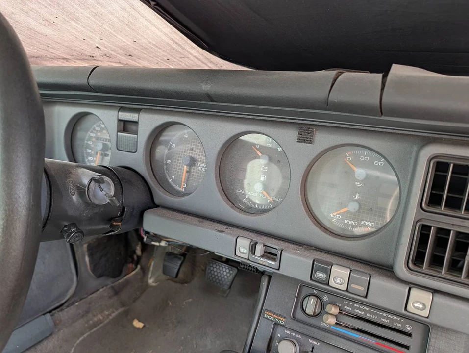 1988 Pontiac Firebird 3rd Gen - Image 19 of 20