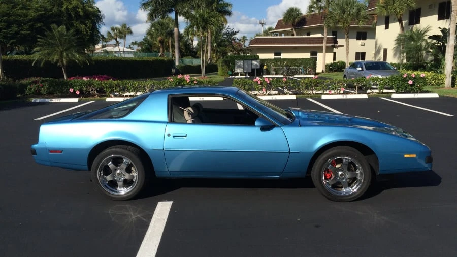 1988 Pontiac Firebird 3rd Gen - Image 2 of 10