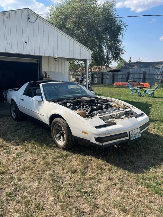 1988 Pontiac Firebird Formula 3rd Gen - Image 2 of 11