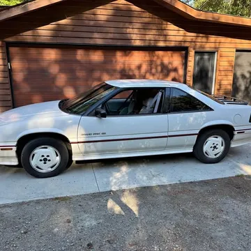 1988 Pontiac Grand Prix SE