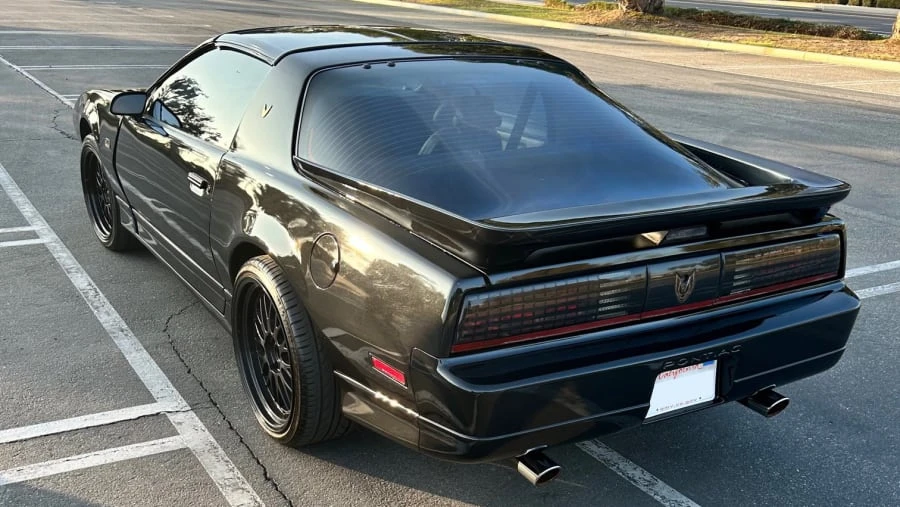 1988 Pontiac Firebird Trans Am 3rd Gen - Image 2 of 4