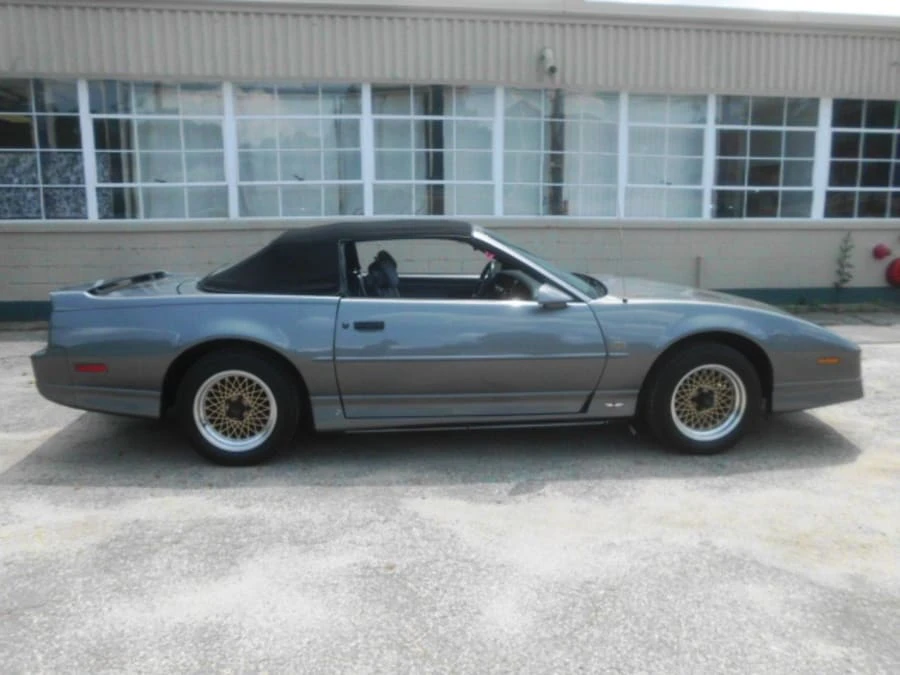 1988 Pontiac Firebird Trans Am 3rd Gen - Image 2 of 8
