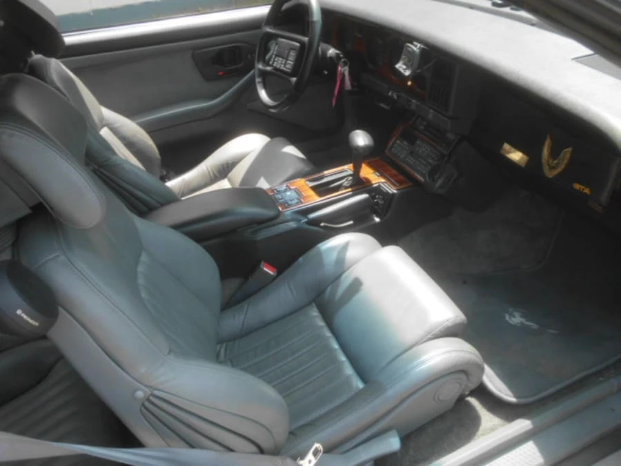 1988 Pontiac Firebird Trans Am 3rd Gen - Image 5 of 8