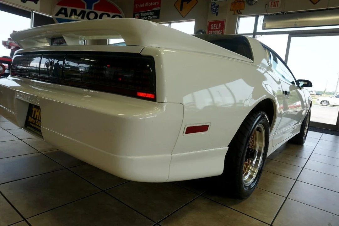 1988 Pontiac Firebird Trans Am 3rd Gen - Image 18 of 21