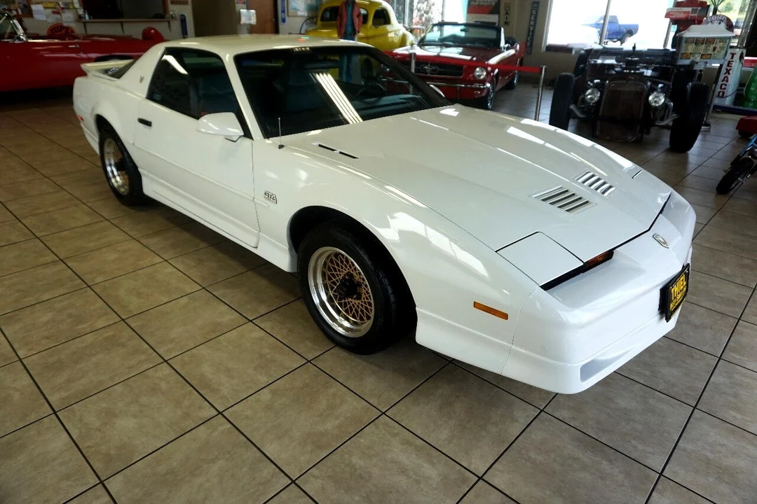 1988 Pontiac Firebird Trans Am 3rd Gen - Image 12 of 21