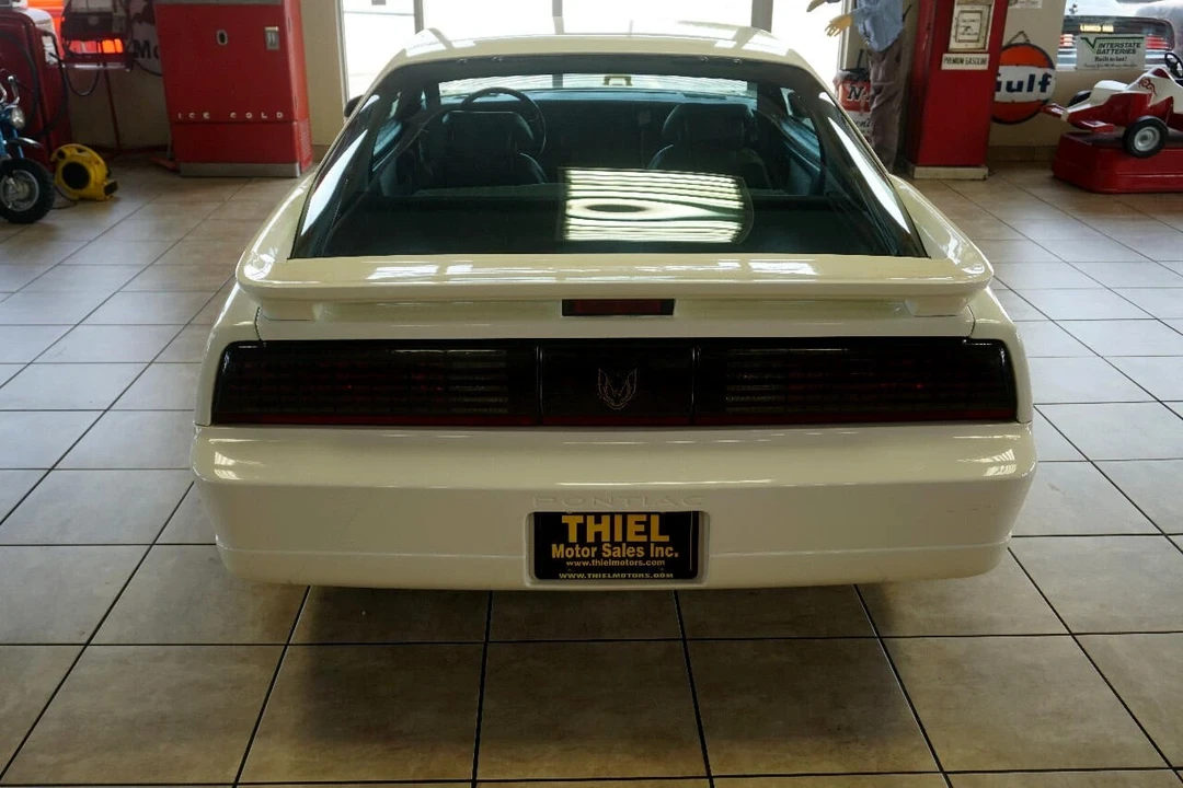 1988 Pontiac Firebird Trans Am 3rd Gen - Image 7 of 21