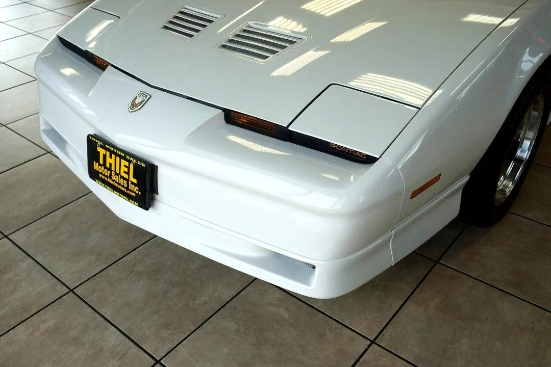 1988 Pontiac Firebird Trans Am 3rd Gen - Image 19 of 21