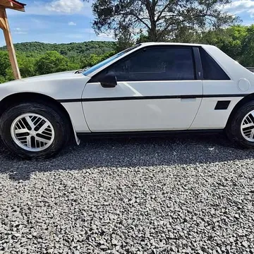 1988 Pontiac Fiero Coupe
