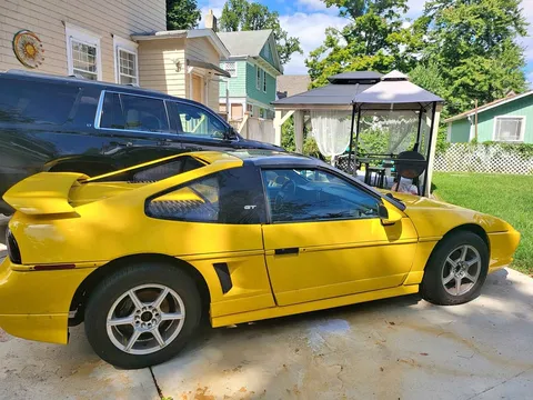 1988 Pontiac Fiero GT