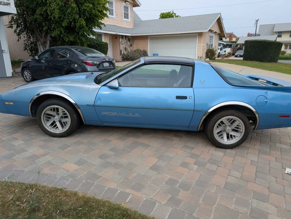 1988 Pontiac Firebird Formula 3rd Gen - Image 8 of 14