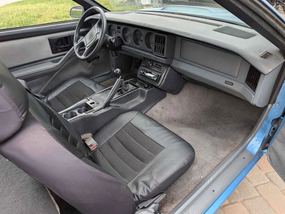 1988 Pontiac Firebird Formula 3rd Gen - Image 11 of 14