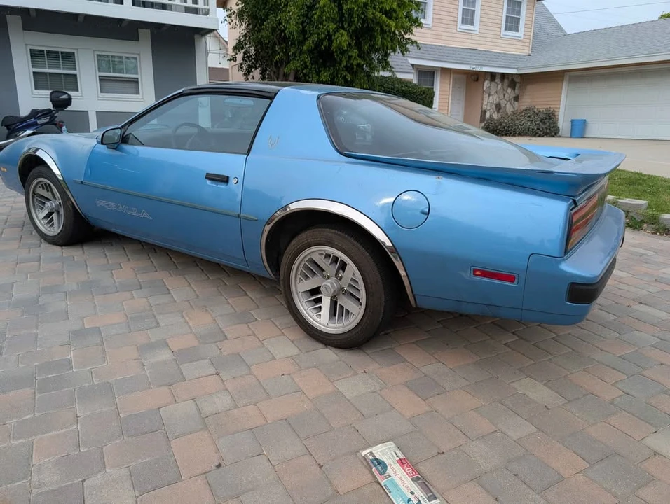 1988 Pontiac Firebird Formula 3rd Gen - Image 5 of 14