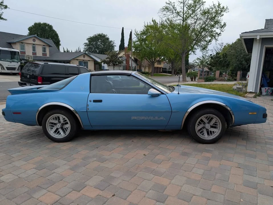 1988 Pontiac Firebird Formula 3rd Gen - Image 2 of 14