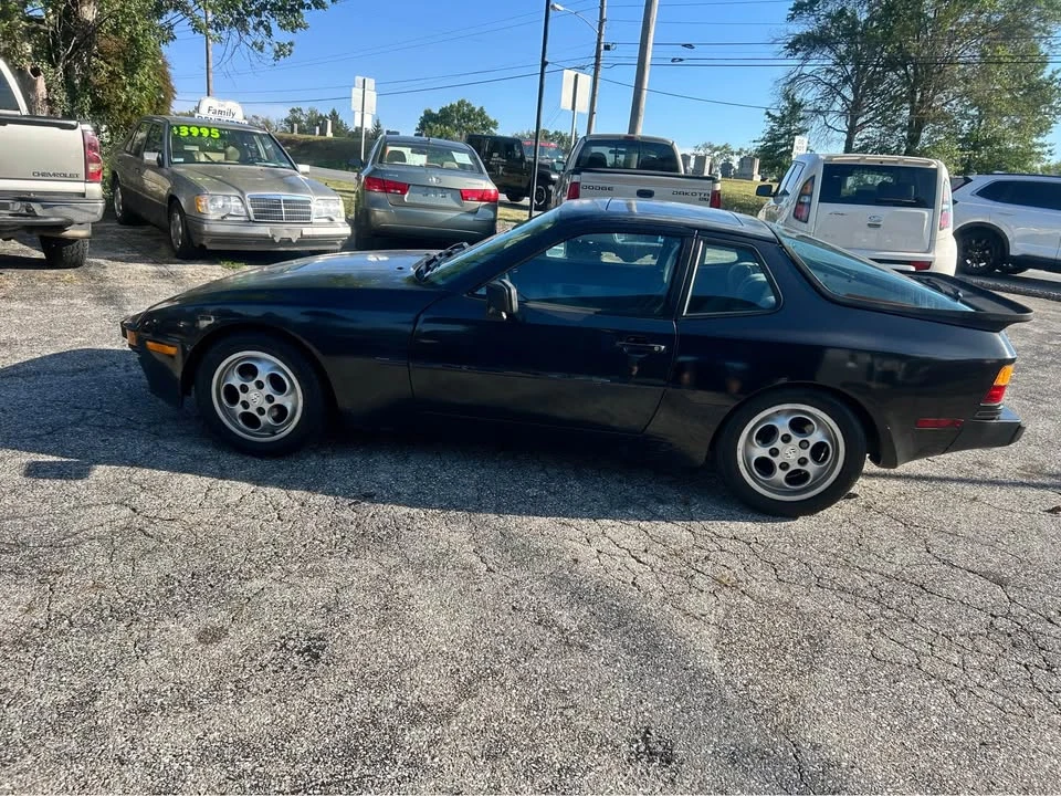1988 Porsche 944 - Image 8 of 11