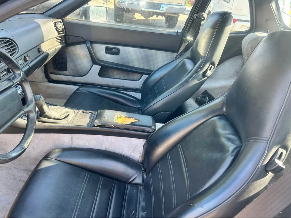 1988 Porsche 944 - Image 9 of 11