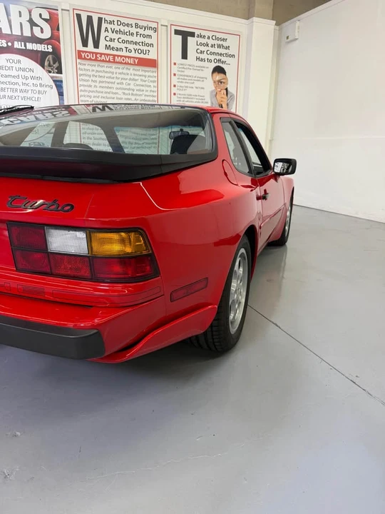1988 Porsche 944 - Image 7 of 10