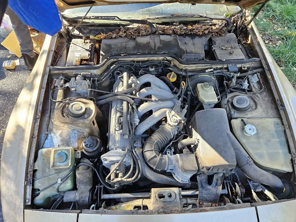 1988 Porsche 944 - Image 5 of 5