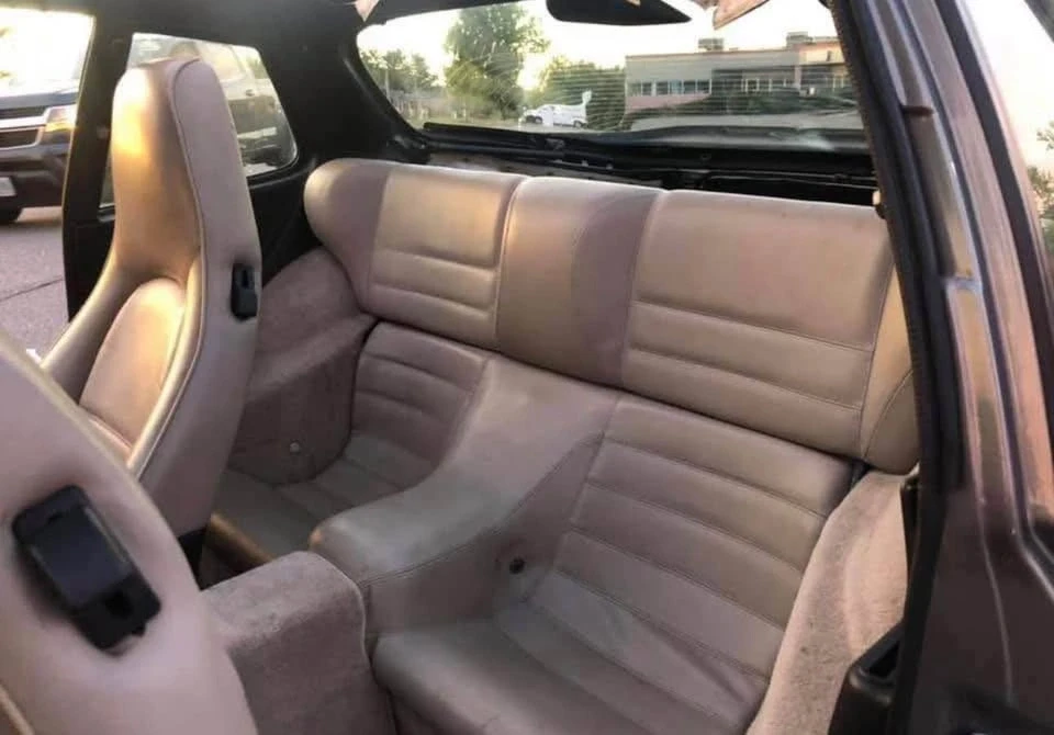 1988 Porsche 944 - Image 15 of 17