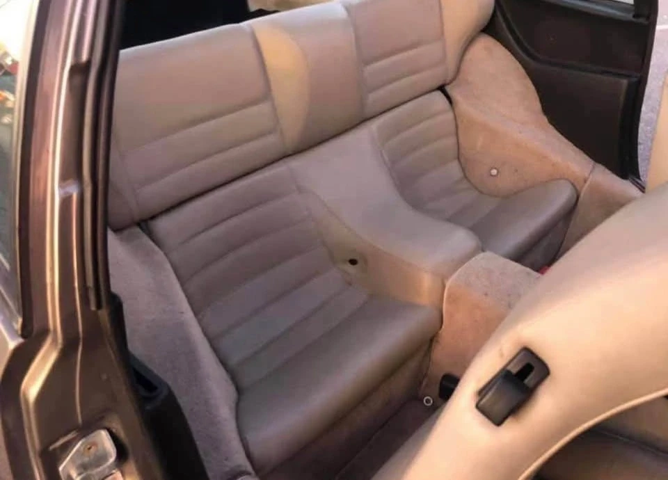 1988 Porsche 944 - Image 16 of 17