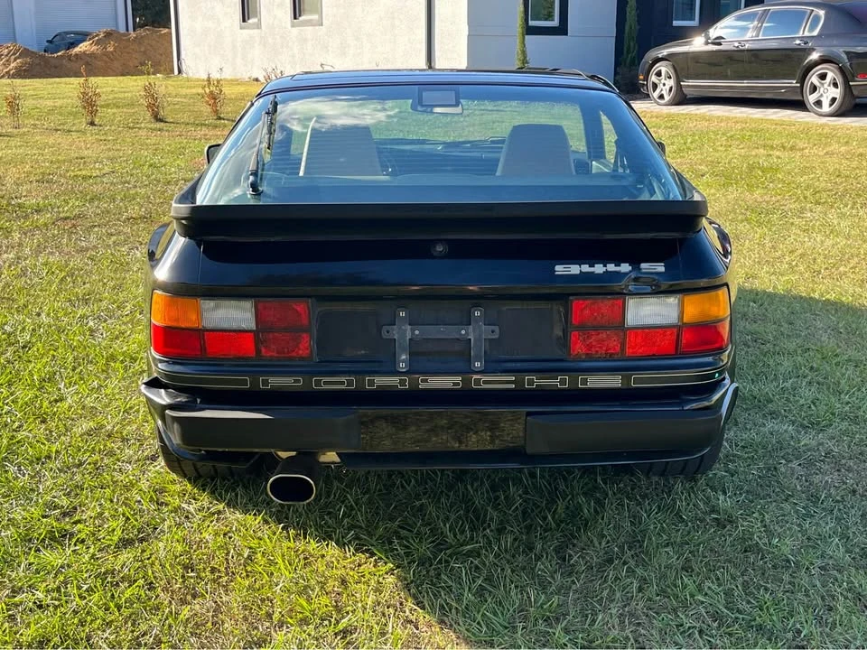 1988 Porsche 944 - Image 5 of 18
