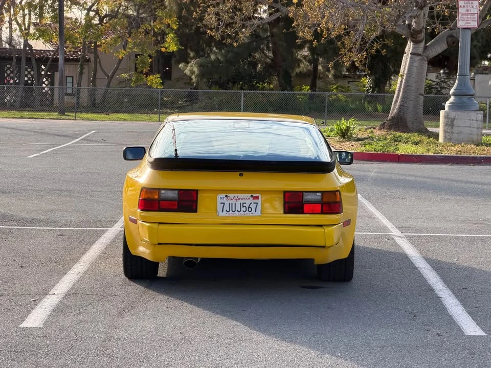 1988 Porsche 944 - Image 5 of 19