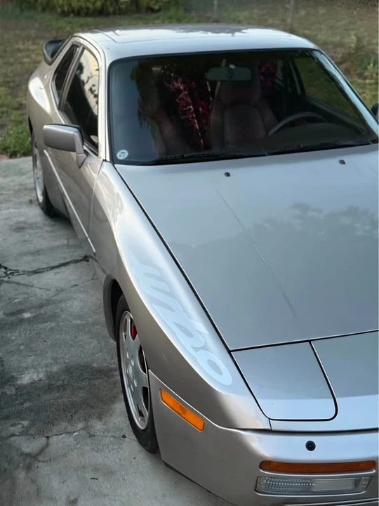 1988 Porsche 944 - Image 6 of 11