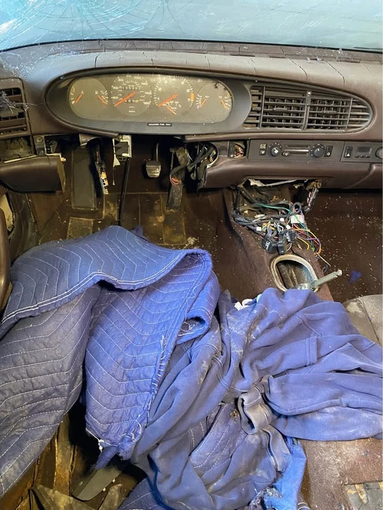 1988 Porsche 944 - Image 13 of 14