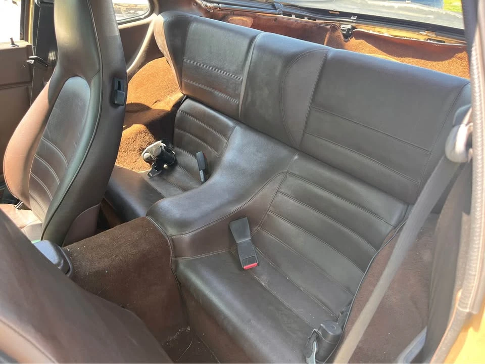 1988 Porsche 944 - Image 6 of 12