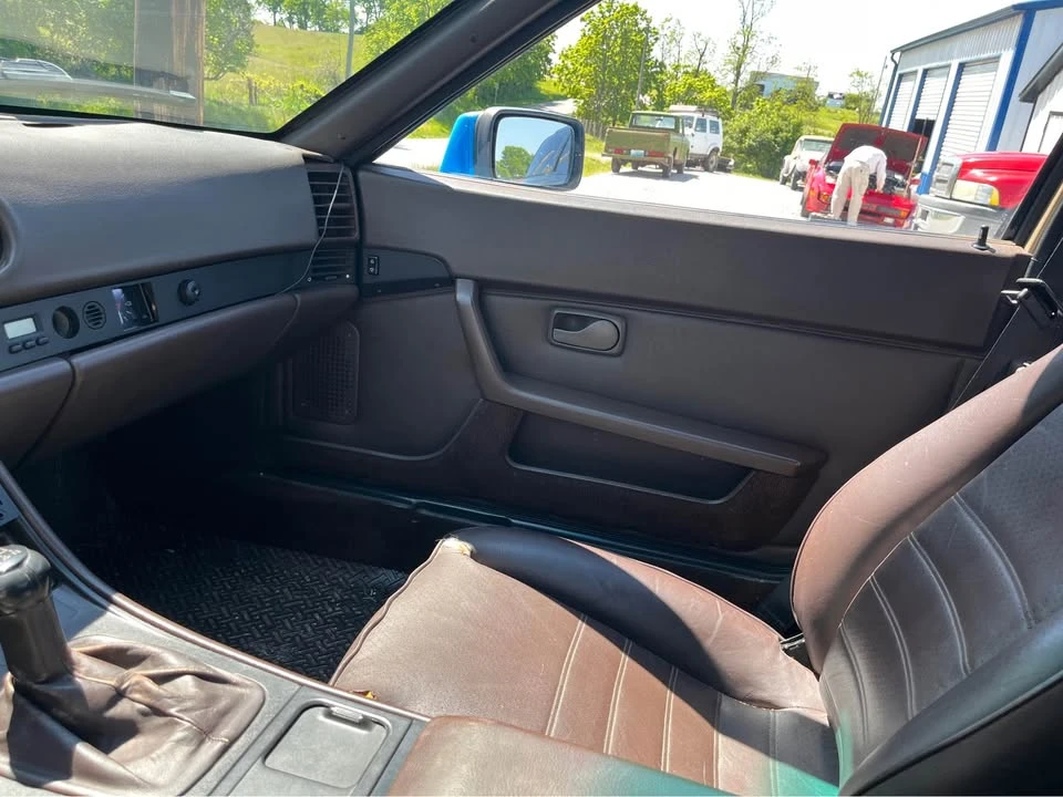 1988 Porsche 944 - Image 8 of 12