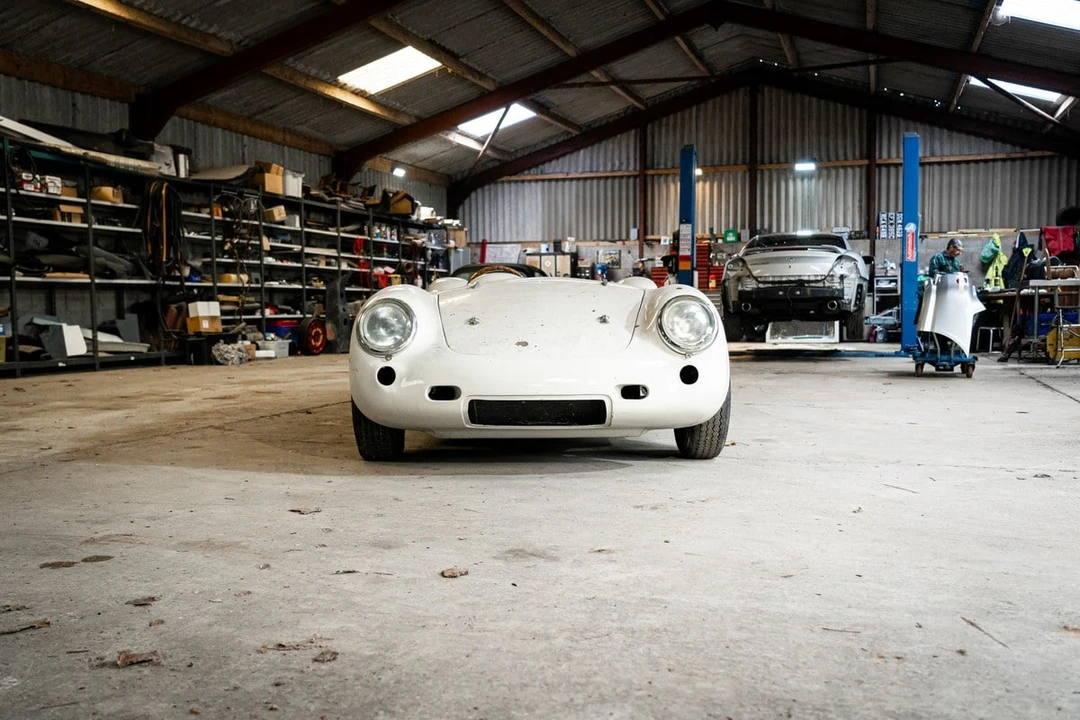1988 Porsche 550 - Image 9 of 30