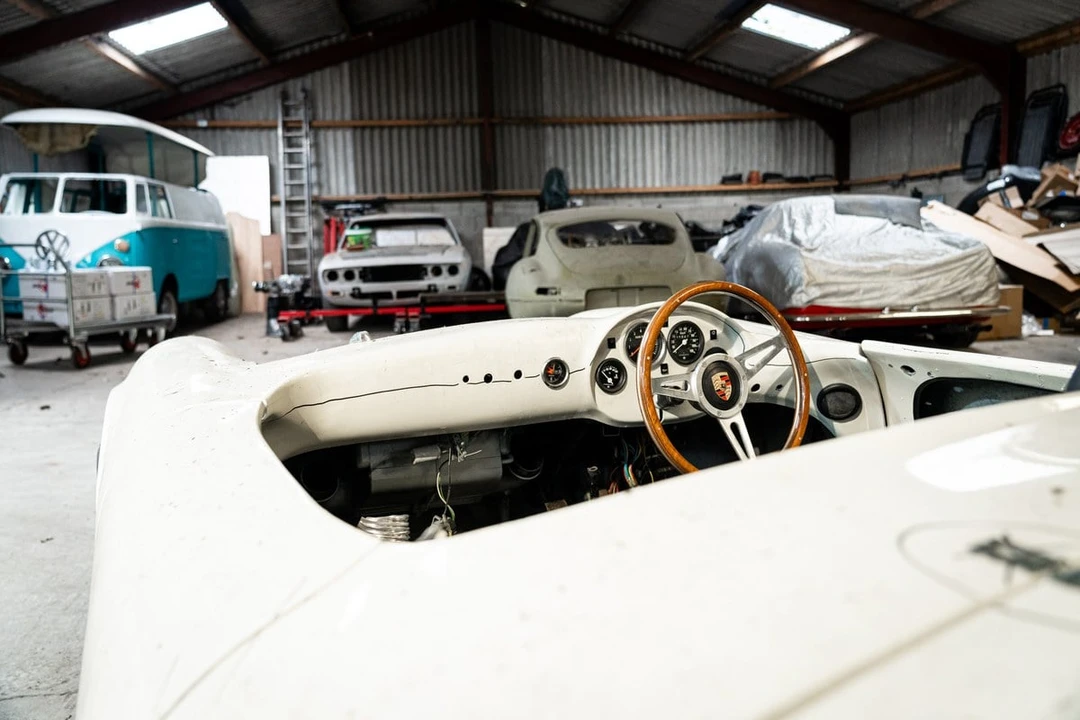 1988 Porsche 550 - Image 17 of 30
