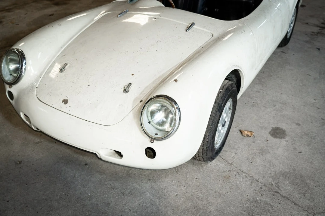 1988 Porsche 550 - Image 29 of 30