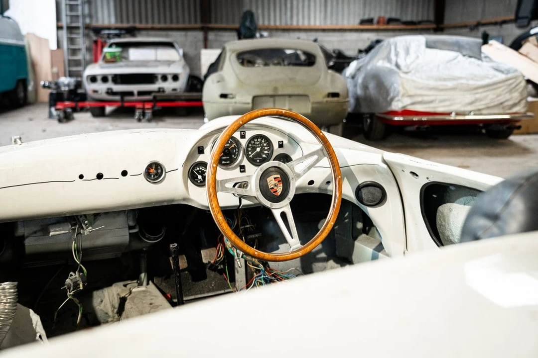 1988 Porsche 550 - Image 15 of 30
