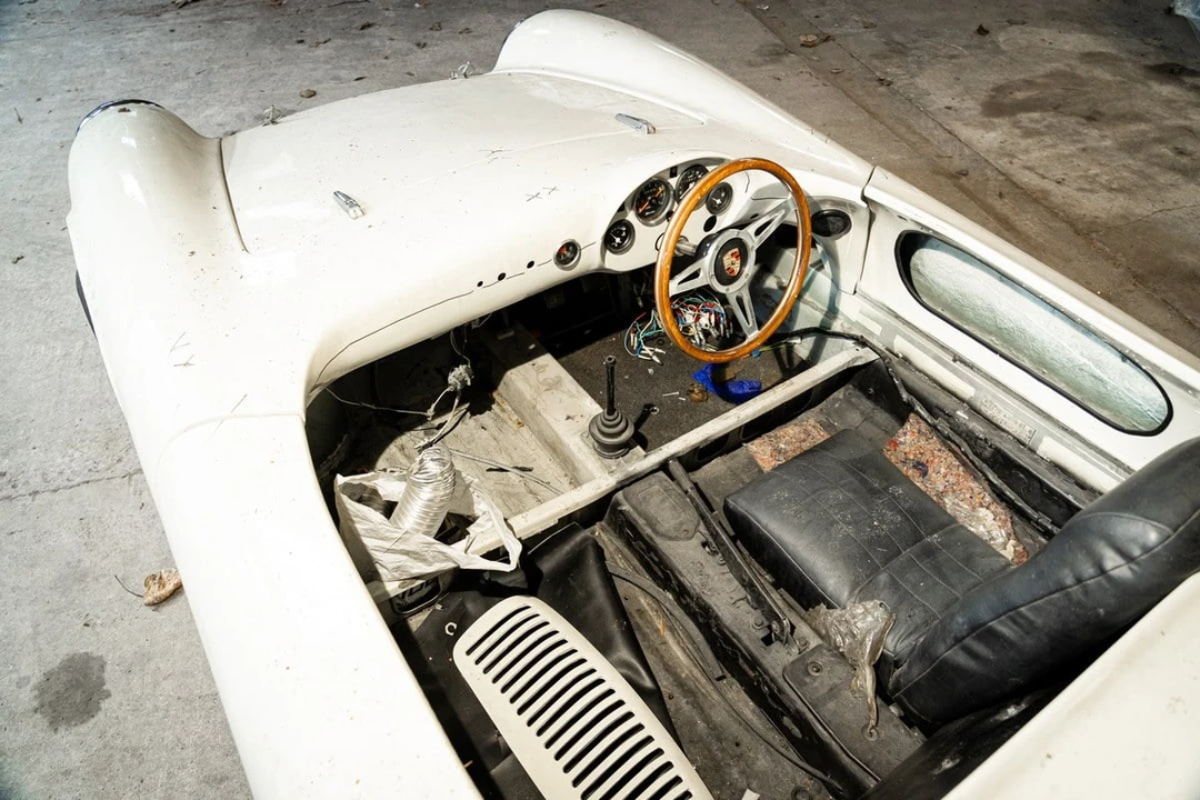 1988 Porsche 550 - Image 18 of 30