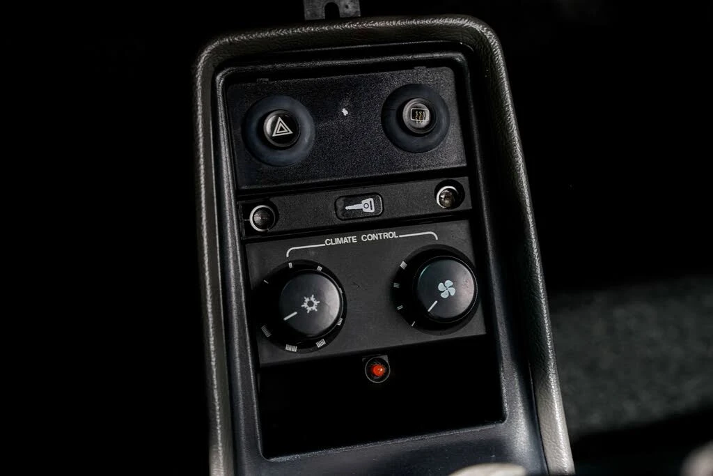 1988 Porsche 911 Carrera 3.2 - Image 18 of 31