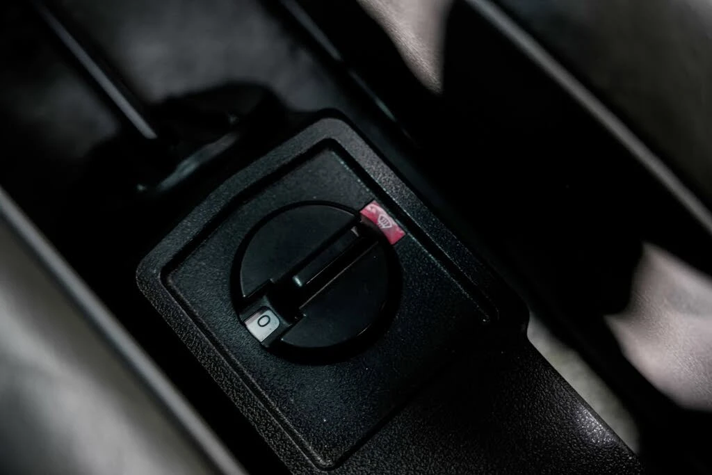 1988 Porsche 911 Carrera 3.2 - Image 20 of 31