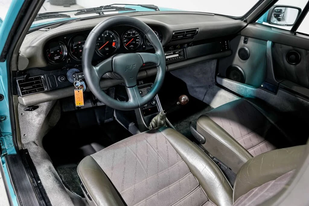 1988 Porsche 911 Carrera 3.2 - Image 9 of 31