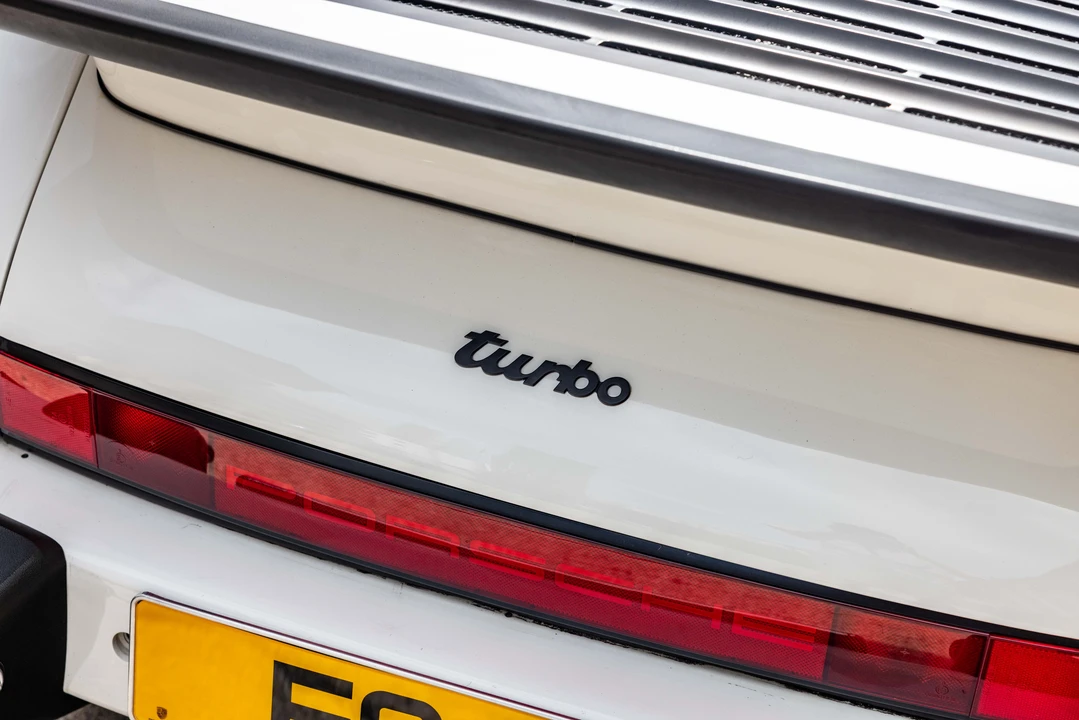 1988 Porsche 930 Turbo - Image 11 of 31