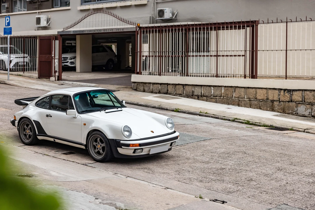 1988 Porsche 930 Turbo - Image 9 of 31