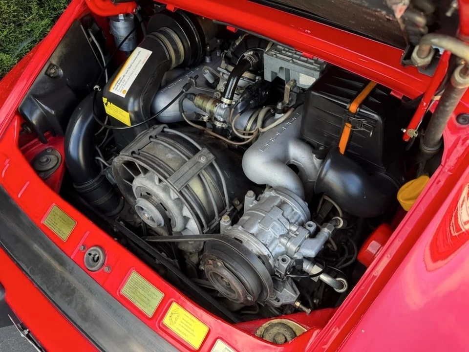 1988 Porsche 911 Carrera 3.2 - Image 17 of 23