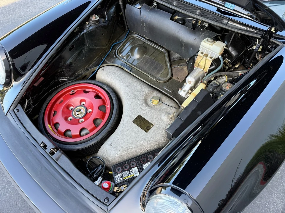 1988 Porsche 911 Carrera 3.2 - Image 23 of 29