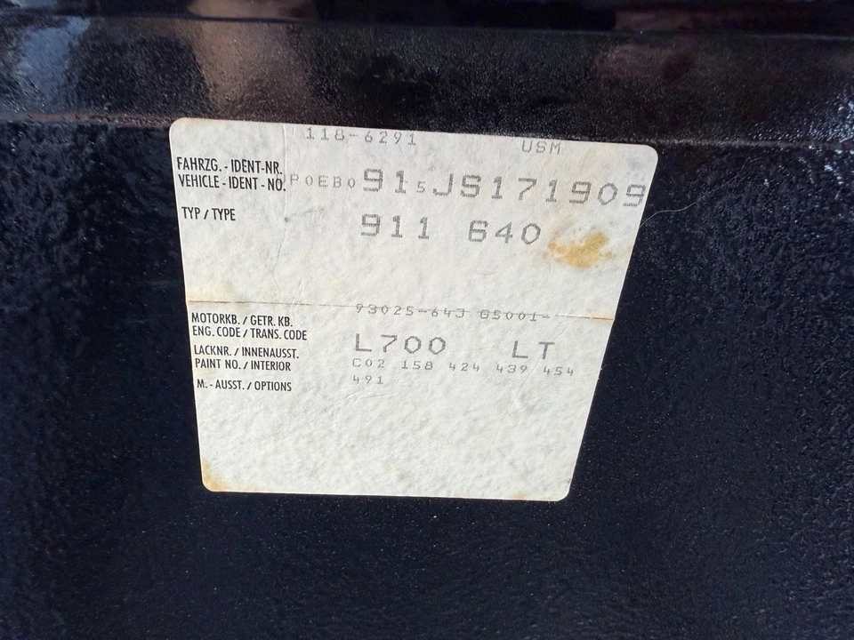 1988 Porsche 911 Carrera 3.2 - Image 27 of 29