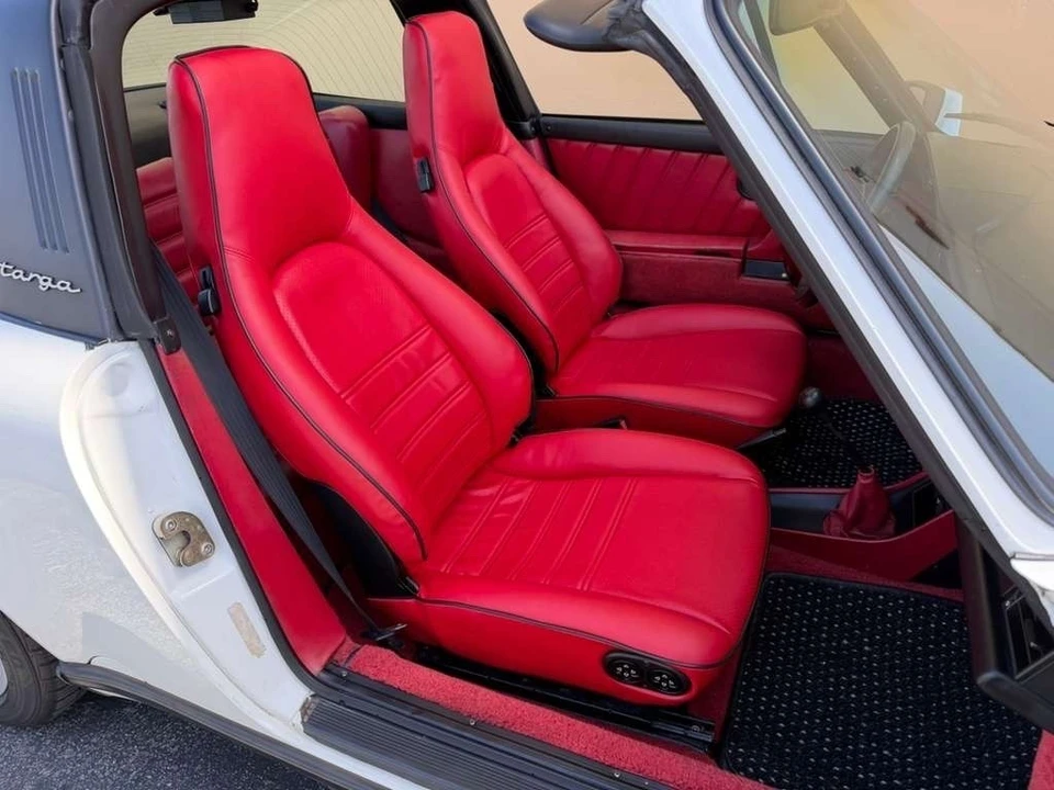 1988 Porsche 911 Carrera 3.2 - Image 15 of 24